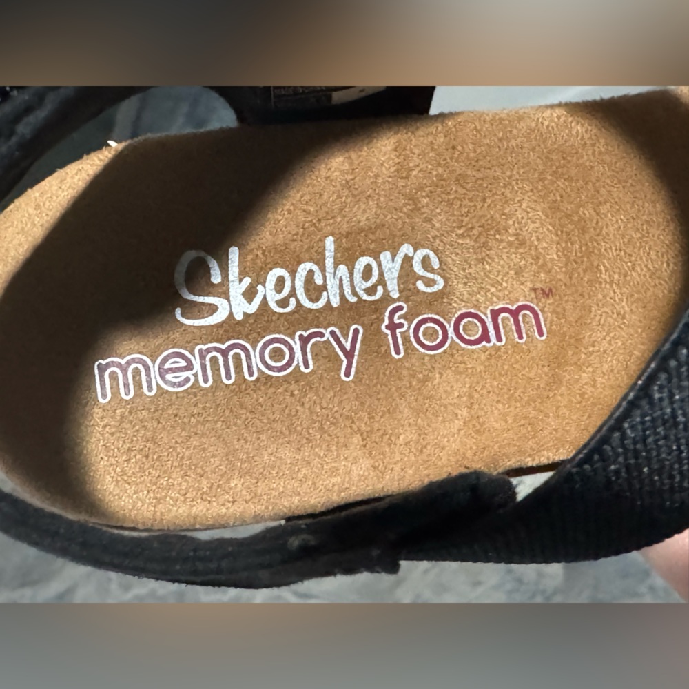 Skechers Women's Black Sandals with Tan Sole - Picture 3 of 4
